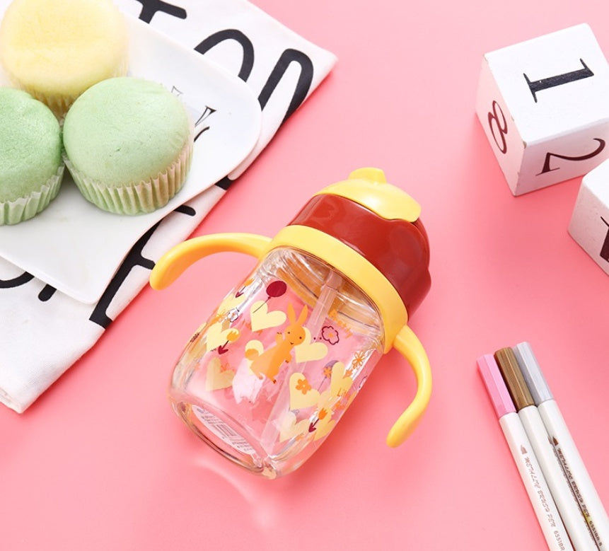 毎日の水分補給が安心して進む 漏れにくいベビー用ストローマグ 250ml ハンドル付き ポリカーボネート(PC)高透明 かわいい柄