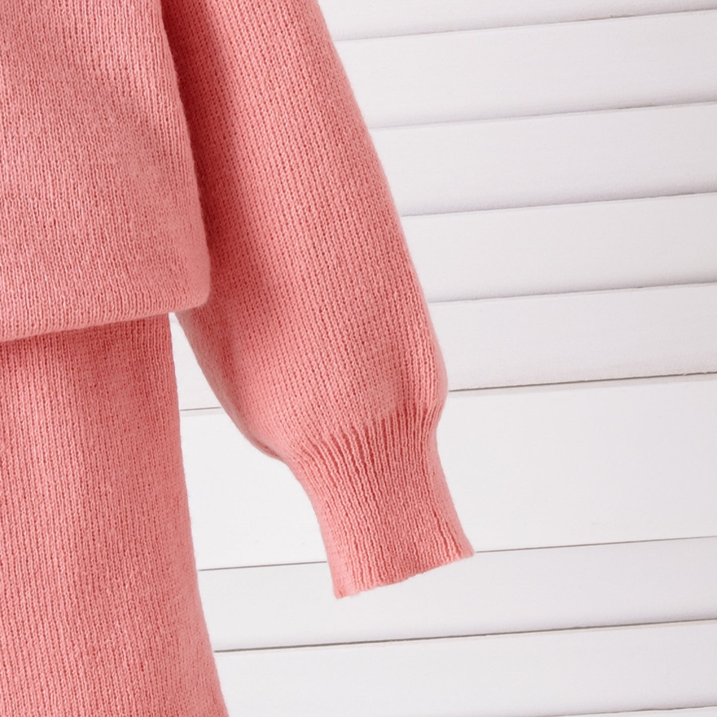 ふんわり花モチーフで上品に華やぐ 女の子ハイネック長袖トップス&スカートセット コットン素材 ピンク 90〜140cm