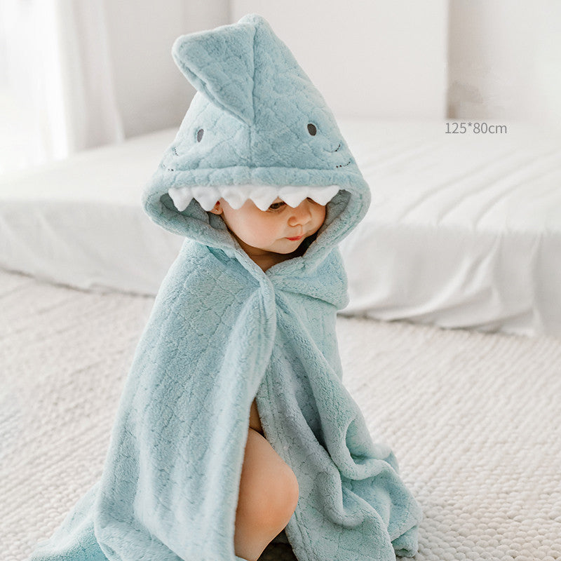 シャークカラー アニマルフード付きベビーバスタオル 着用イメージ(綿100%・冬向け)