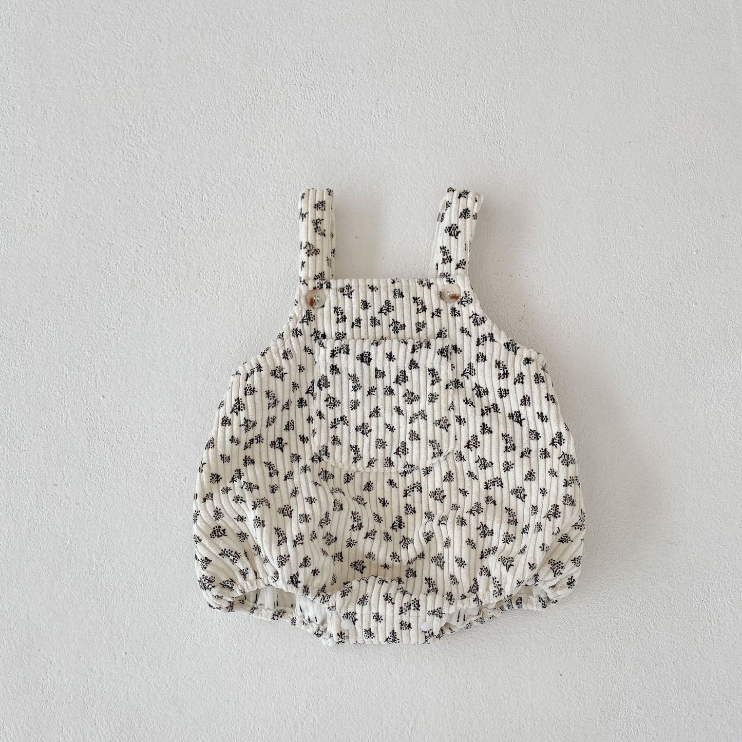 子どもボディスーツ 3柄バリエーションの並びカット