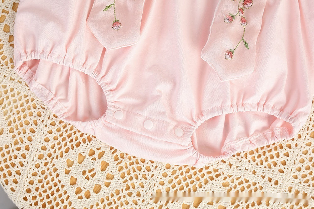 涼やかに可憐さが引き立つ 女の子チャイナ風ロンパース 花刺繍リボンデザイン コットン 薄手ノースリーブ 66~90cm