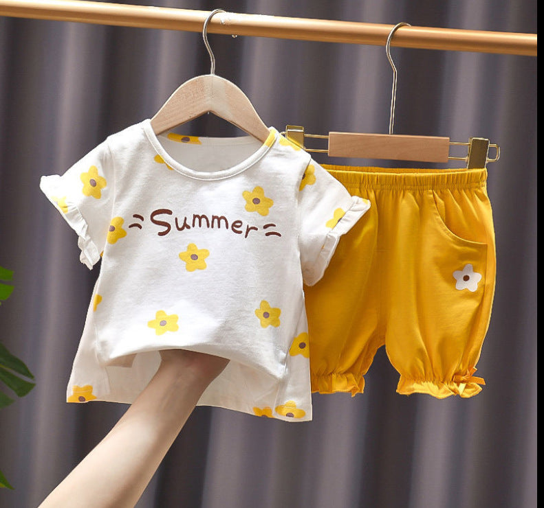 夏の可愛さがぱっと咲く 女の子半袖トップス&ショートパンツ上下セット 小花柄×「Summer」ロゴ ピンク/イエロー 73〜110cm