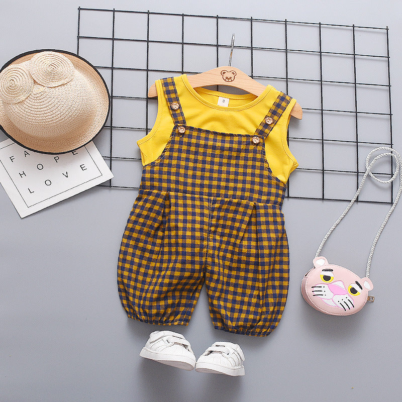 元気に動けて夏コーデが即完成する 子どもビブオーバーオール チェック柄 五分丈サロペットパンツ 80〜110cm