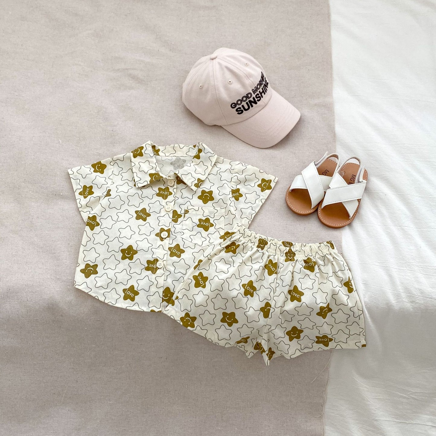 さらっと涼しくきちんと可愛い 男の子半袖襟付きシャツ上下セット 子ねこ&スターラブ柄 コットン素材 73~110cm