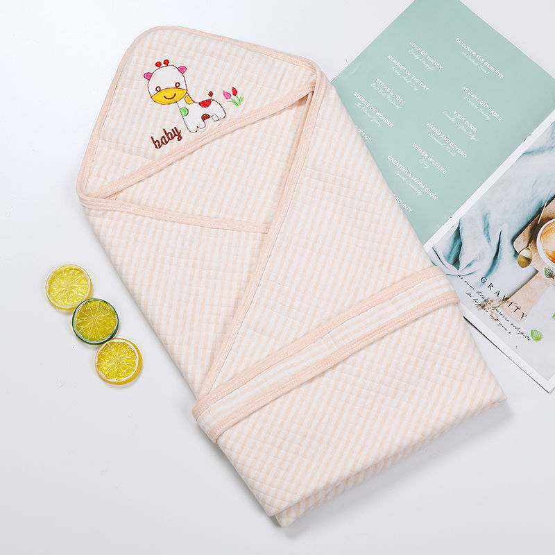 コットンキルト ベビーブランケット スワドル ナチュラルなベージュトーン(夏用)