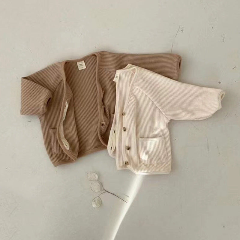 ベビーニットカーディガン アプリコットとコーヒーカラー