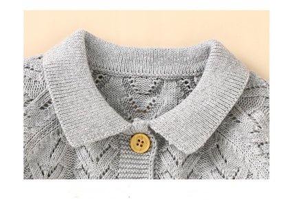 春秋用ベビーウェア襟付きデザイン
