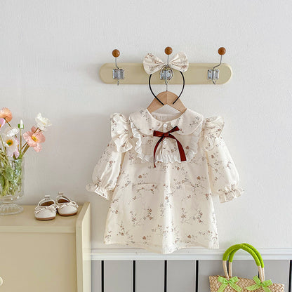 おむつ替えしやすい三角ボディースーツタイプ
