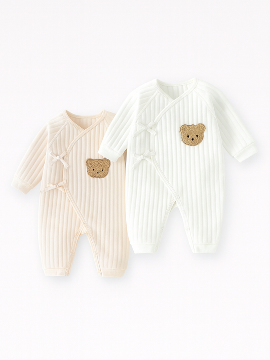 三層構造コットンの前開きベビーカバーオール白
