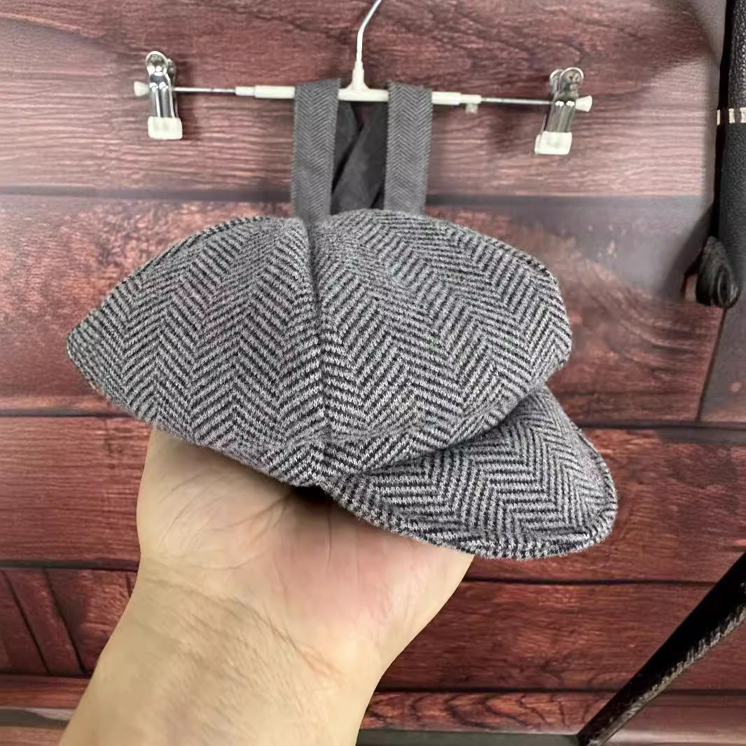 同素材のキャップと合わせてコーディネートされた新生児フォト衣装セット
