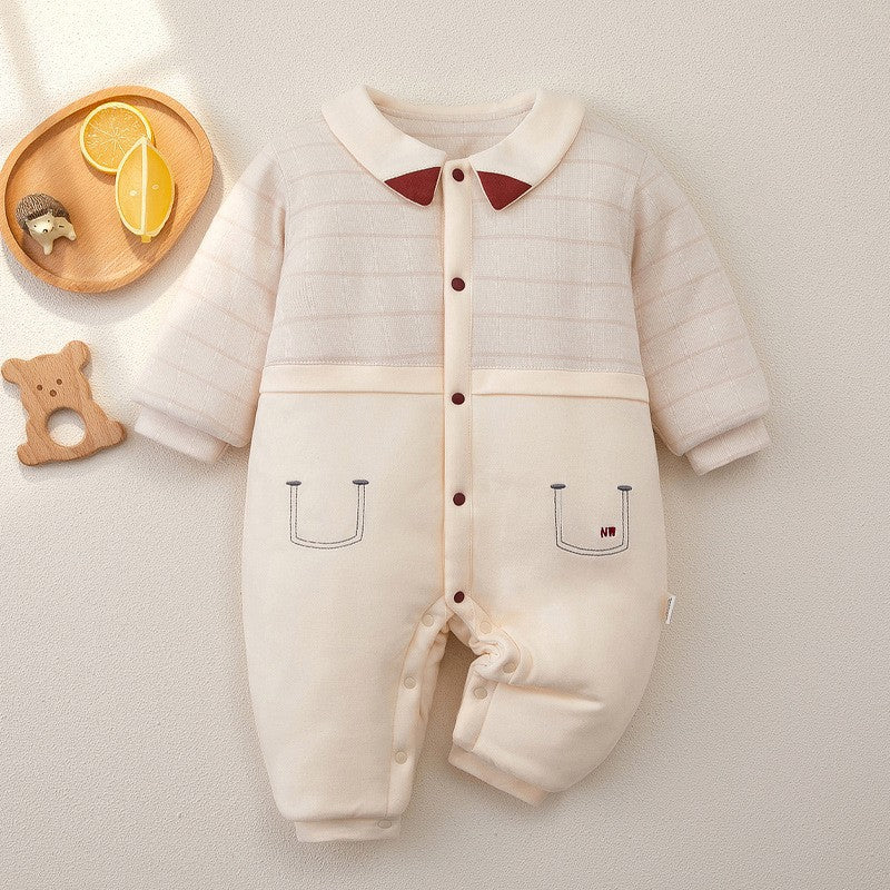 ぬくもりに包まれて安心して過ごせる ベビーカバーオール 総柄プリント スタンドカラー 前開きボタン コットン厚手 66~90cm