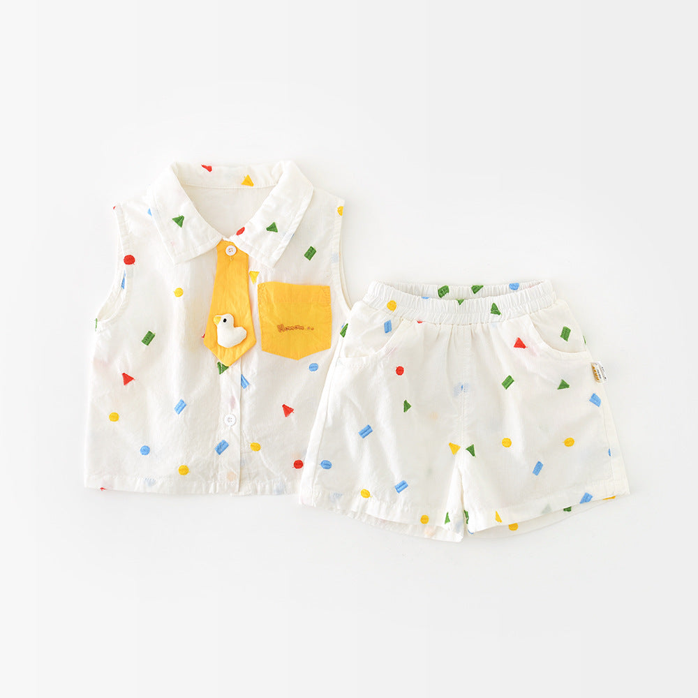 さらっと涼しく夏の韓国風コーデが完成する 子どもノースリーブベスト＆ショートパンツセット 幾何学刺繍デザイン コットン ホワイト 73〜100cm