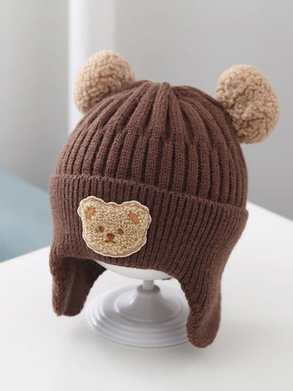 8ヶ月〜4歳 安心あたたか ベビーニット帽 耳あて付き クマ刺繍 コアスパン糸 秋冬