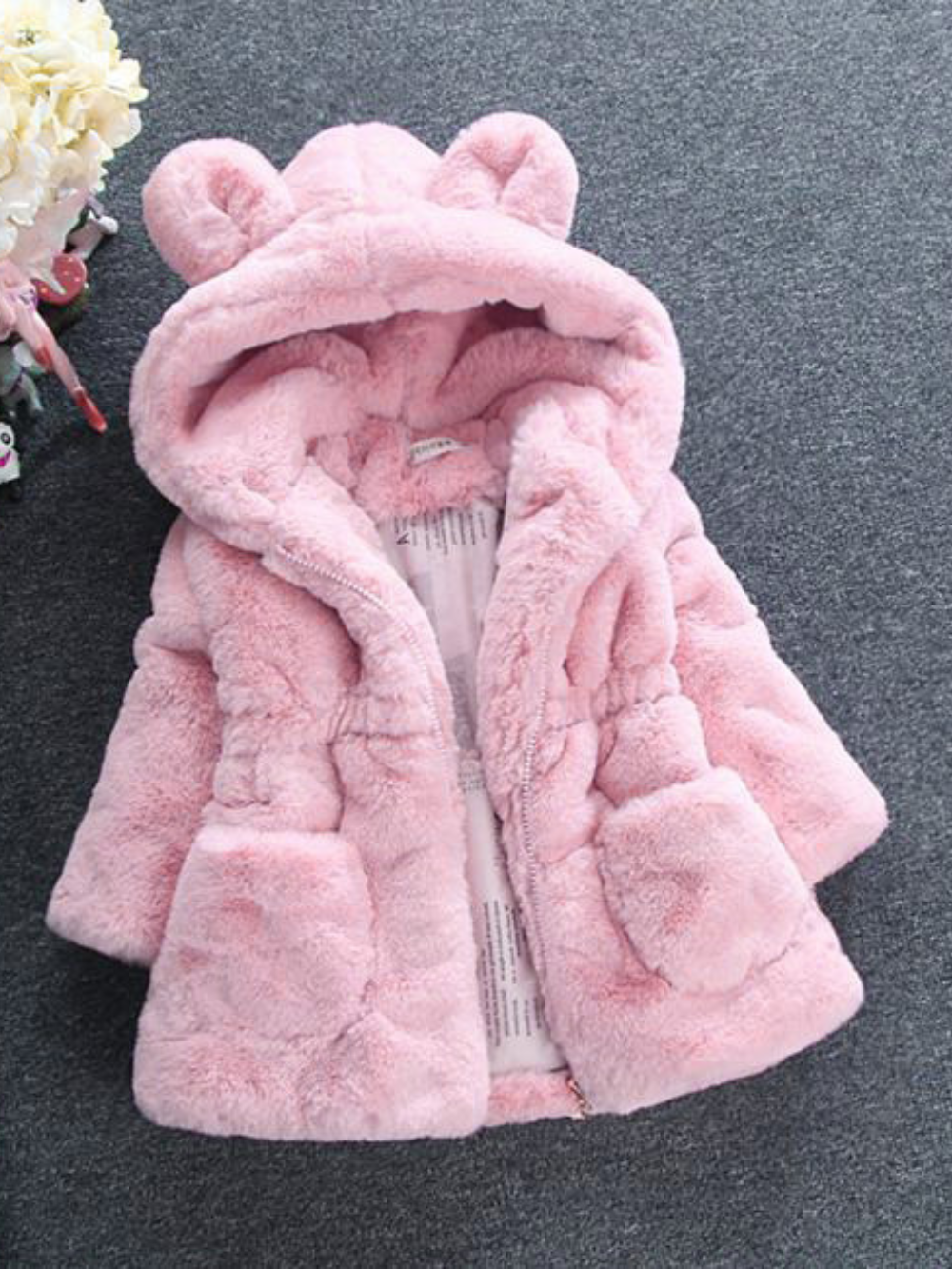 ピンクの女の子用フード付きファーコート
