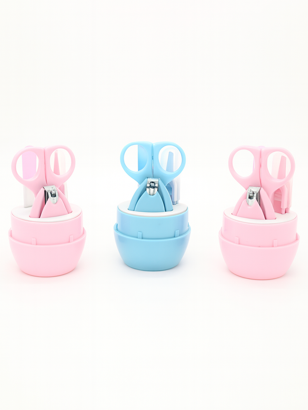 ピンクとブルーのベビー爪切り4点セットが縦一列に並んだ正面写真 (ベビー 爪切り セット)
