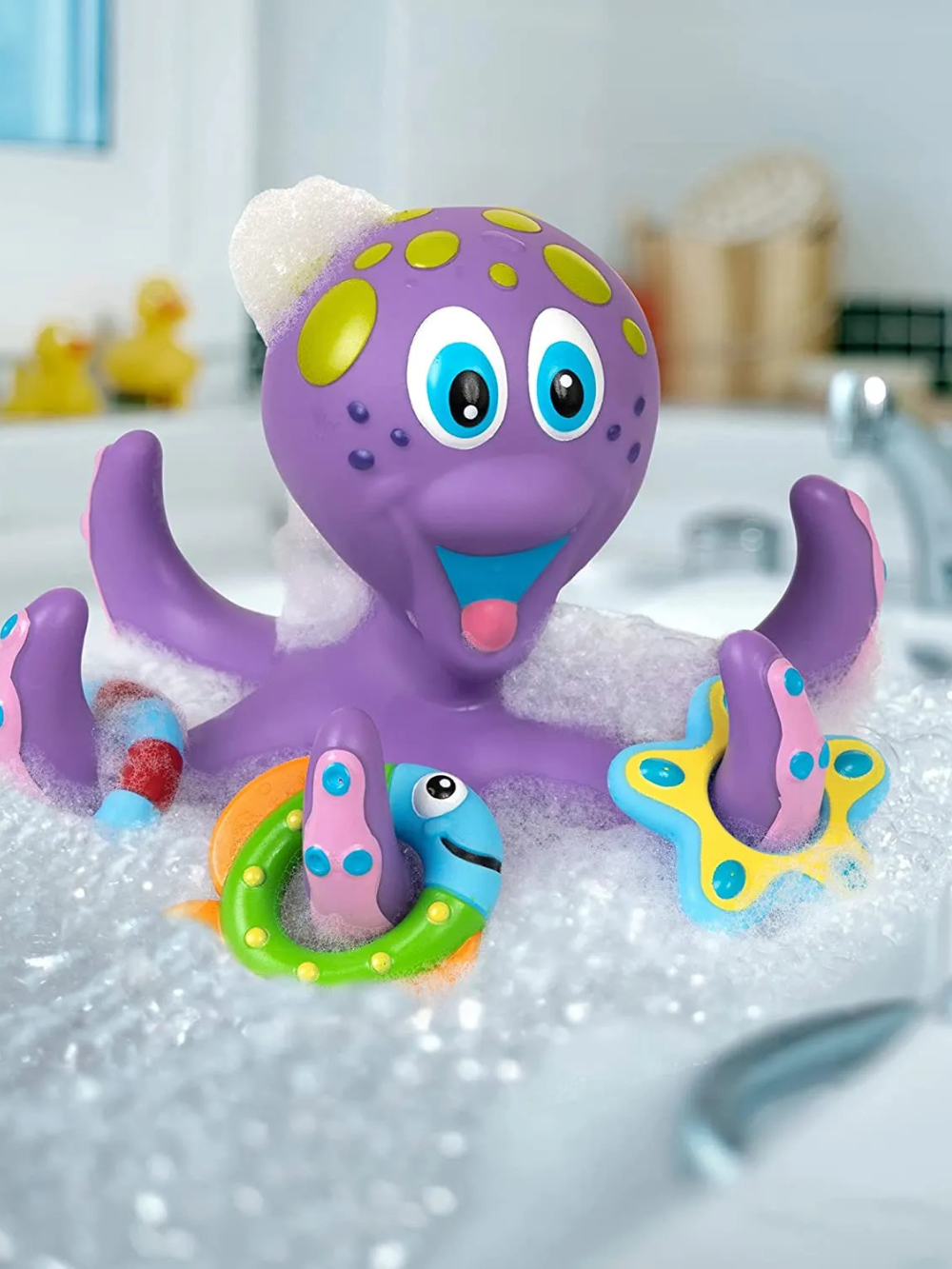お風呂タコ水遊びおもちゃ ナチュラルパープル 泡風呂での使用イメージ
