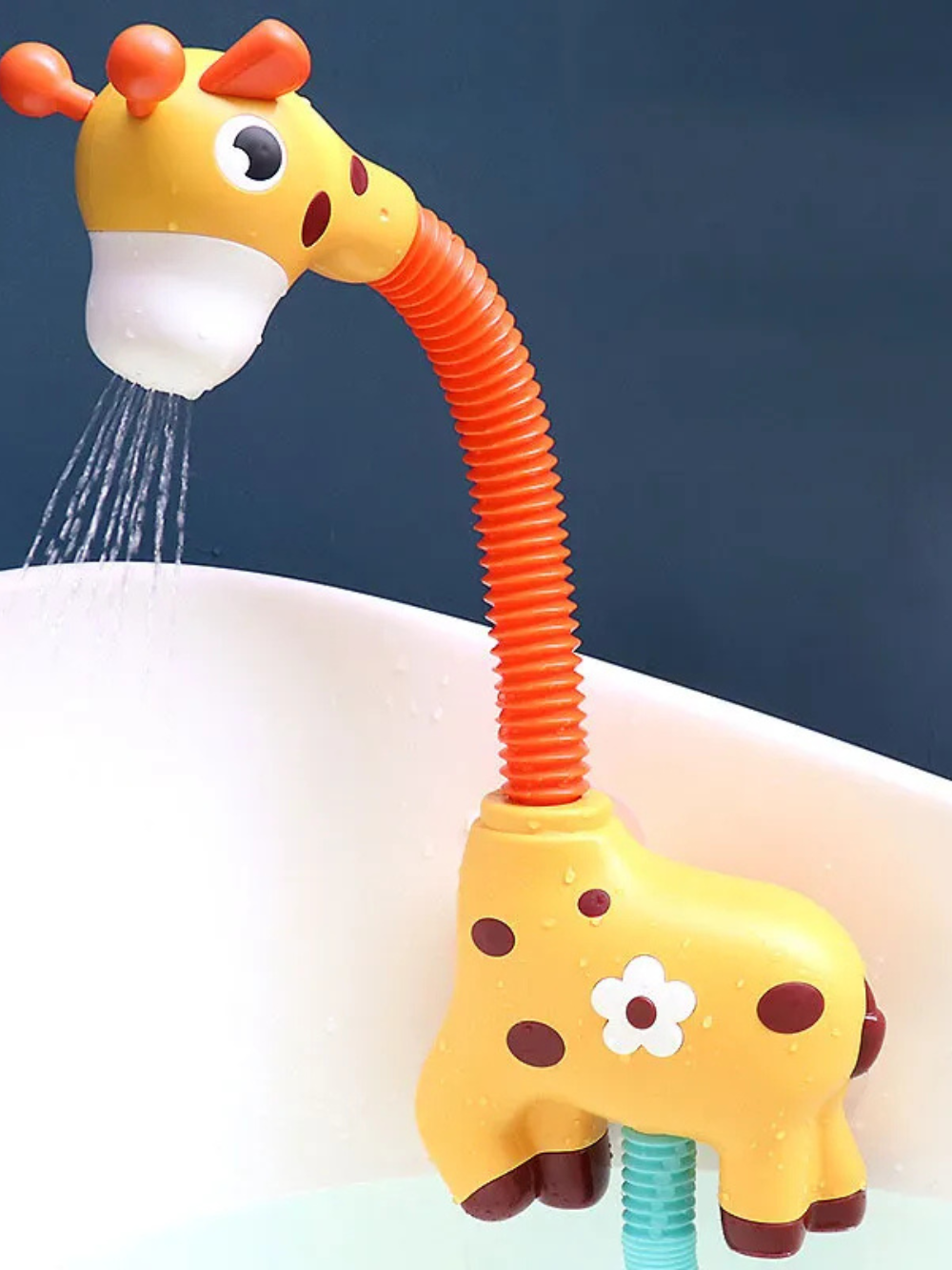 電動キリンシャワーお風呂おもちゃの吐水イメージ
