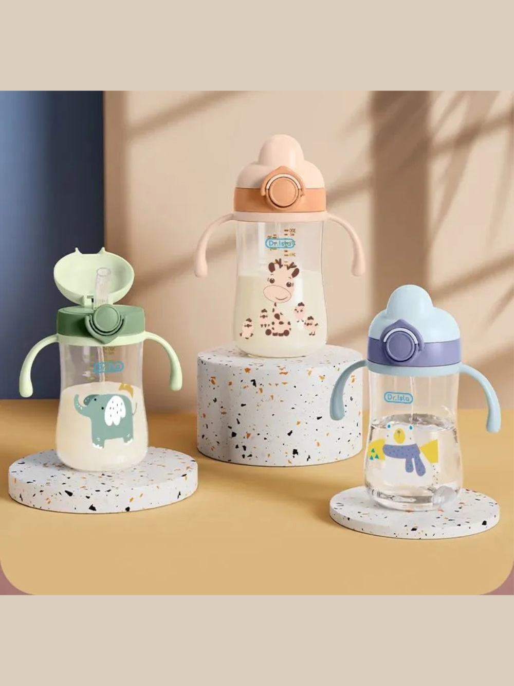 トライタン製ベビーストローマグ 300ml 3色並び（ストローマグ（ベビーマグ））
