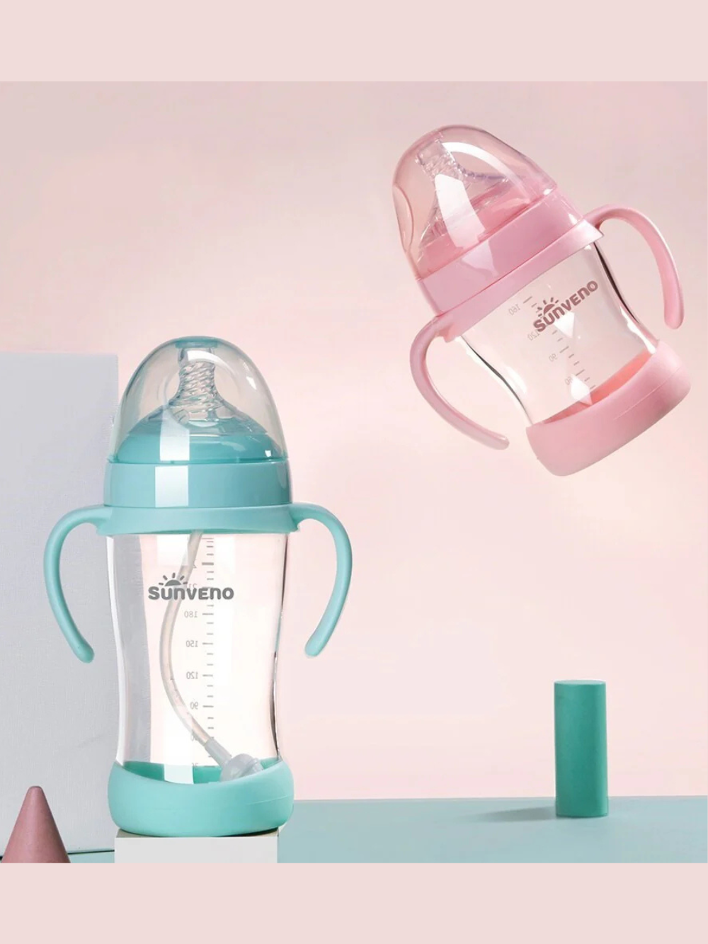 取っ手付きベビー哺乳瓶 ピンク・グリーン 2色イメージ（哺乳瓶）

