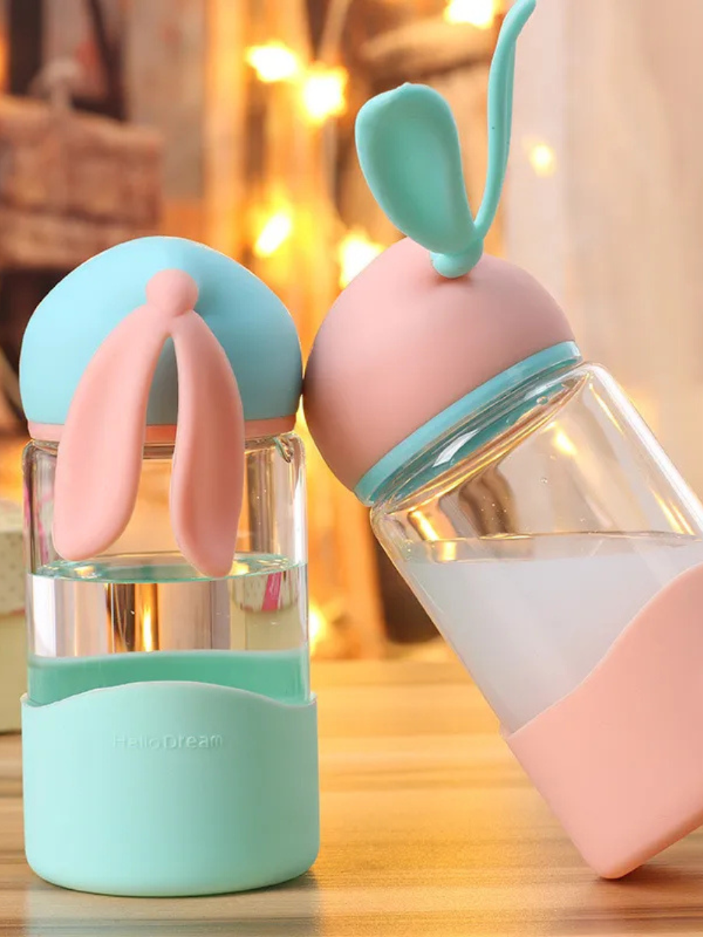 うさ耳キャップの耐熱ガラスウォーターボトル 2色比較 シリコンホルダー付き（キッズ水筒）
