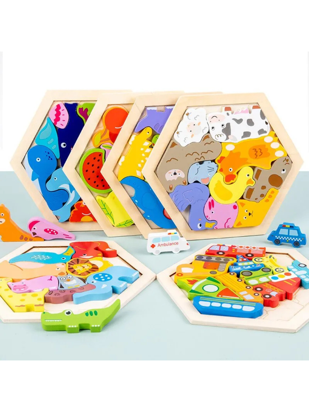 木製六角立体パズルボードの複数デザインとピース配置イメージ
