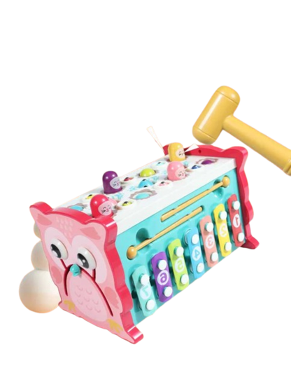 木製モグラたたきと鍵盤遊びが一体になったフクロウデザインの知育おもちゃ
