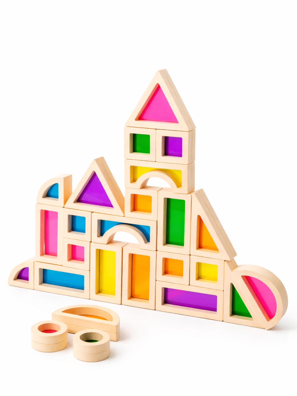 虹色アクリル入り木製積み木で城の形を組んだ作例と丸型ブロックのセット
