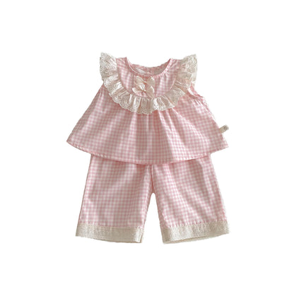 やさしいギンガムチェックとレース襟が上品に映える 女の子ノースリーブセットアップ リボン付きドールトップス＋ワイドパンツ コットン チェリーピンク 1〜6歳