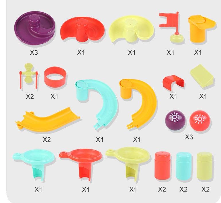 多層構造のマーブルランコースターとカラフルな支柱パーツ
