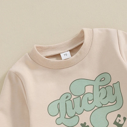 柔らかいコットン素材の質感を示すクローズアップ写真
