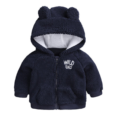 耳付きフードとWILD Babyロゴ刺繍入りネイビーカラーベビージャケット前面
