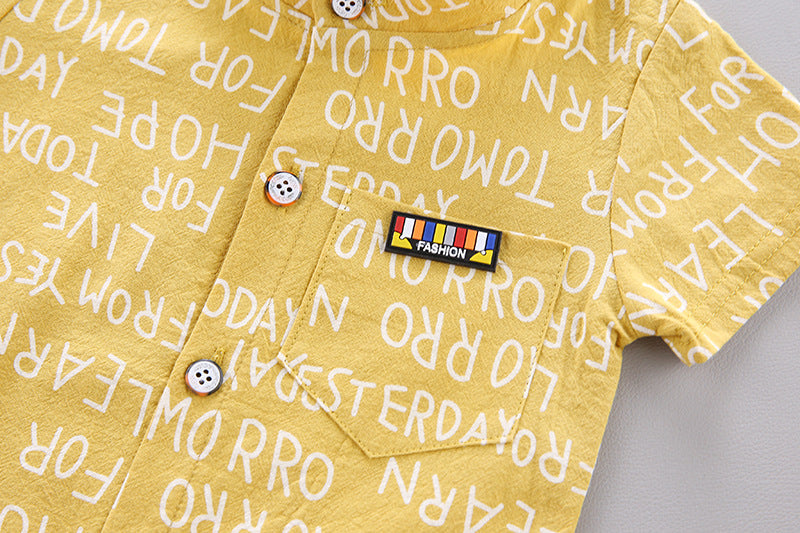 さらっと軽い着心地で夏コーデがきちんと決まる 子ども半袖シャツ上下セット 英字プリント コットン95% 80~110cm