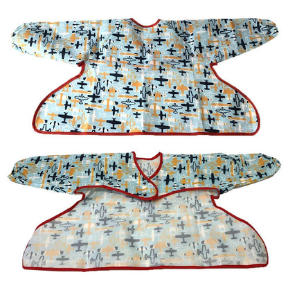 軽量で着せやすいベビー用ビブ
