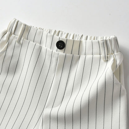 きちんと見えするピンストライプが上品 子どもショートパンツ ホワイト コットン95% 80~130cm