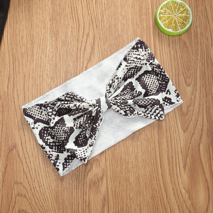 パパとおそろい気分が叶う ベビー半袖ロンパース＆パイソン柄ショーツ＆ヘアバンド3点セット レタープリント コットン90% 70〜100cm