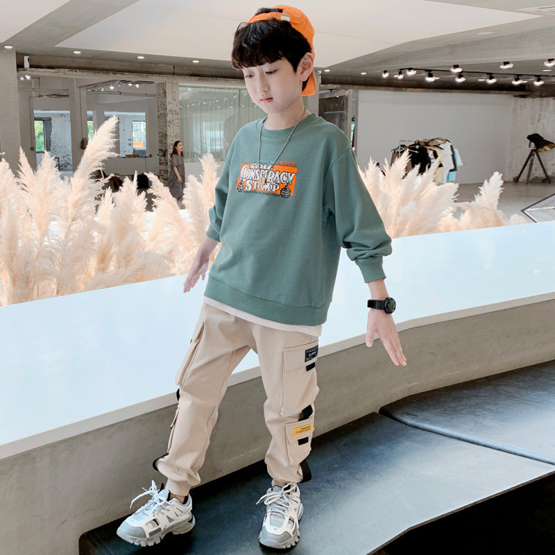 バックプリントスウェットで差がつく 男の子長袖トレーナー＆カーゴパンツセット やわらか素材 120–160cm