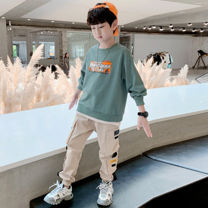 バックプリントスウェットで差がつく 男の子長袖トレーナー＆カーゴパンツセット やわらか素材 120–160cm