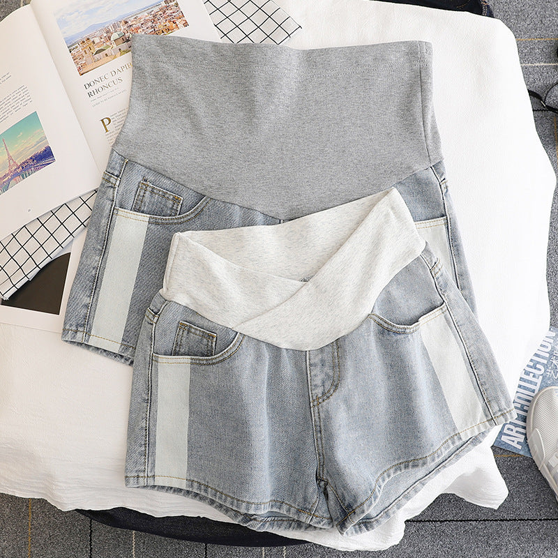 マタニティショートパンツ ブルー 置き撮り 全体イメージ
