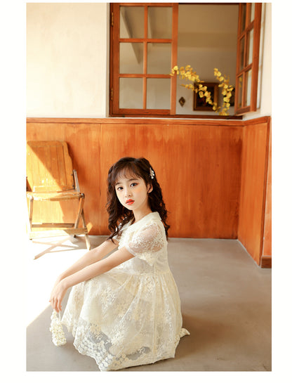 上品レースで夏のおでかけが華やぐ 女の子チュールワンピース ベージュパール 花モチーフレース ナイロン外側 コットン裏地（綿95%） 130~170cm