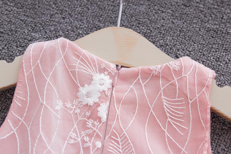 ふんわりシルエットで特別感が叶う 女の子ノースリーブプリンセスワンピース 花刺繍モチーフ コットン素材 80~160cm