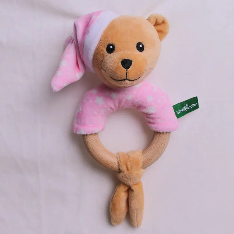 ピンクのパジャマベアBIBIぬいぐるみラトルを縦向きに撮影した正面画像  
