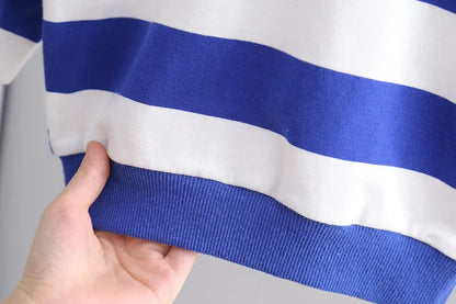 元気に動けておしゃれ見えする 男の子ボーダーTシャツ＆デニムオーバーオール2点セット くまポケット コットン素材 80〜120cm