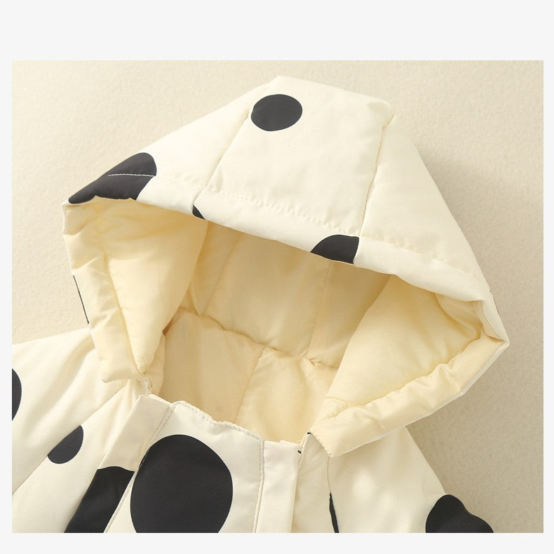 フード付き防寒ベビージャンプスーツの質感
