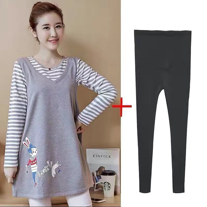 マタニティチュニックとレギンスの組み合わせイメージ
