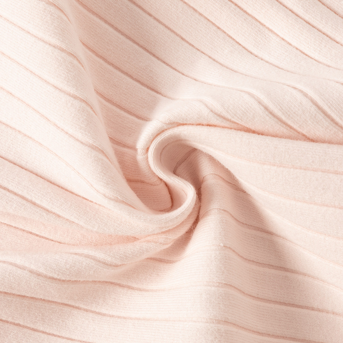 無地ベビートップスの袖ディテール
