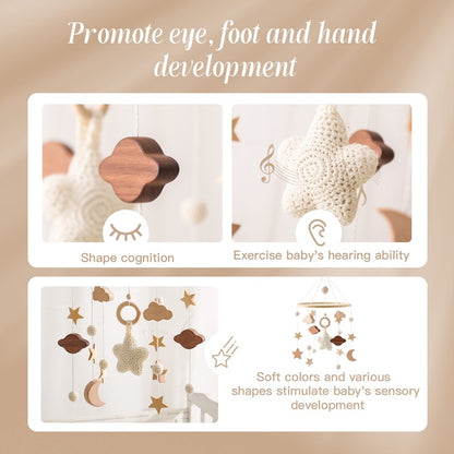 スター＆ムーンモチーフが揺れる様子の写真
