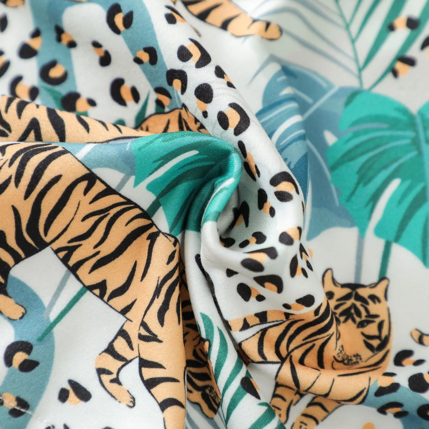 さらり快適なジャングルタイガー柄 子ども半袖Tシャツ＆ショートパンツ上下セット コットン 70~110cm