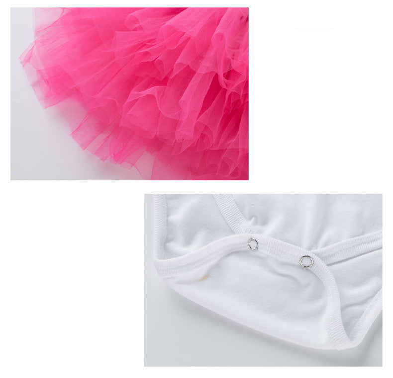 1歳バースデー気分が華やぐ 女の子ロンパース＆チュールスカート3点セット レタープリント ローズレッド コットン混素材 59~90cm