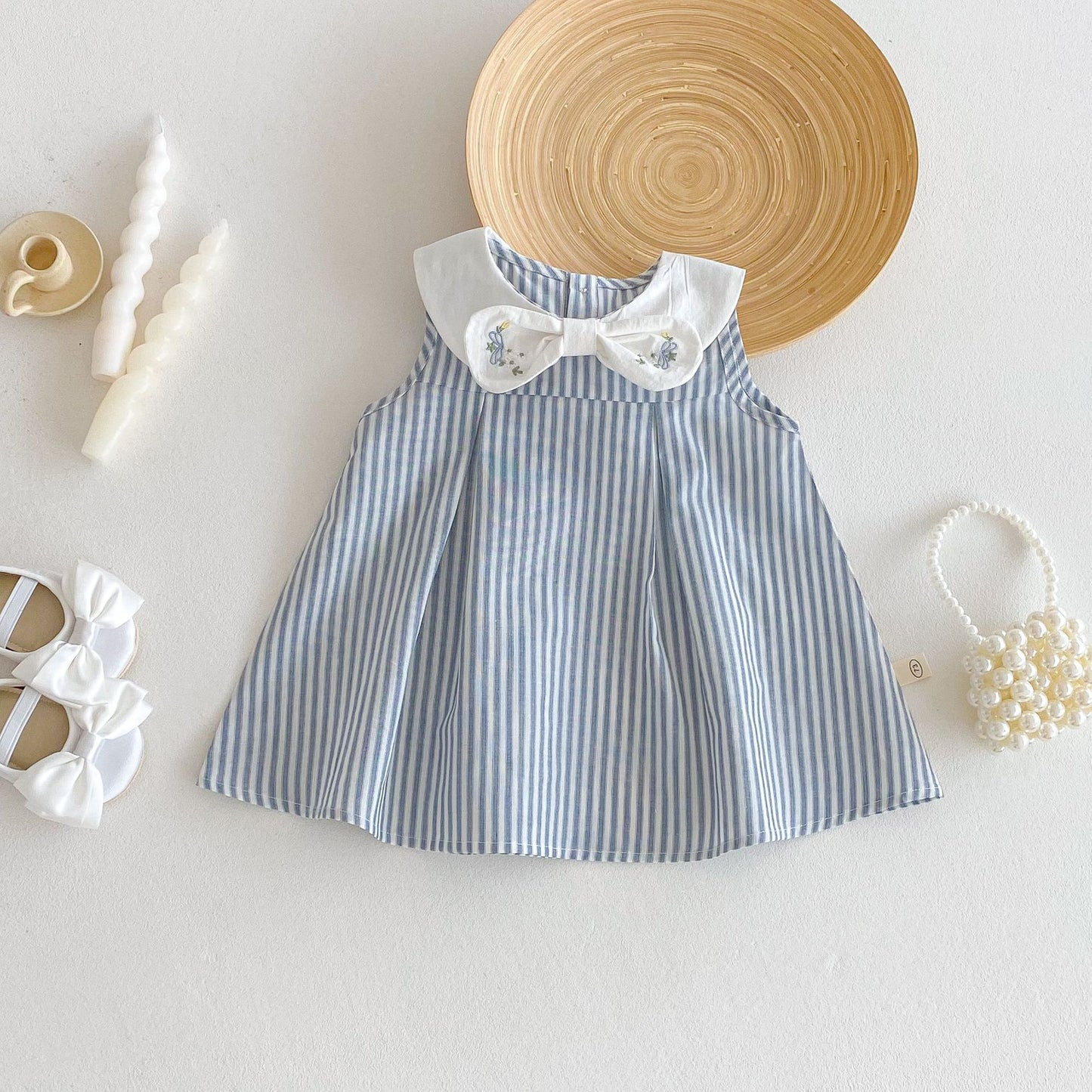 涼やかストライプとビッグカラーリボンが上品に映える 女の子ノースリーブワンピース 刺繍ディテール コットン素材 73~120cm