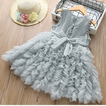 ふわっと主役級に可愛くきまる 女の子ジャンパースカート 多層チュール ケーキスカート 無地 ポリエステル混 コットン裏地 100~140cm